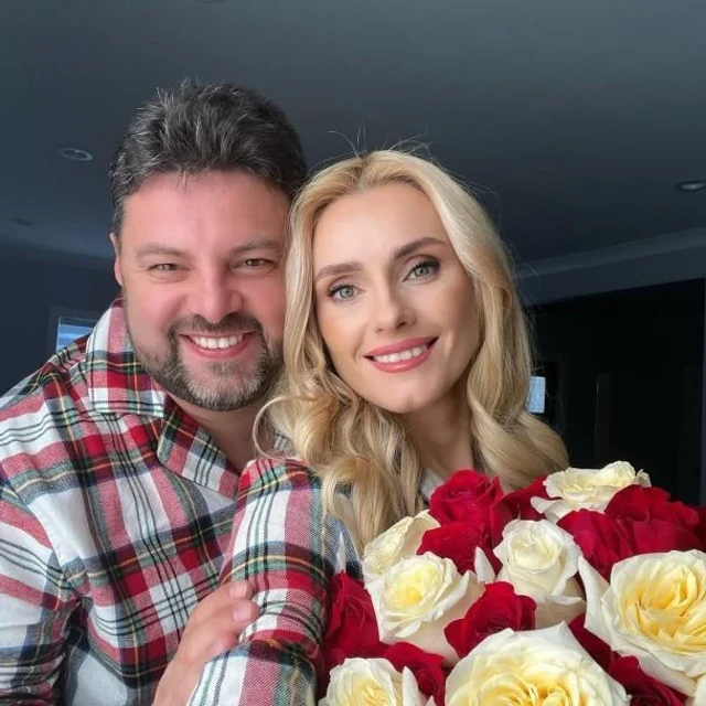 Ірина Федишин показала архівне фото з весілля у день 20-річчя шлюбу