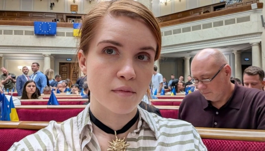 Підтверджена послідовність: Безугла знову у складі фракції «Слуга народу»