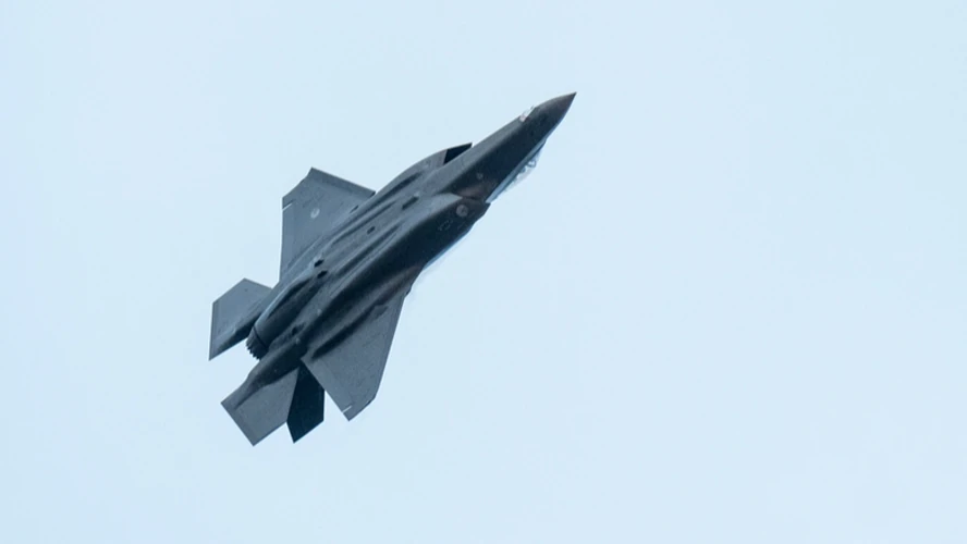 Конгрес США розслідує перенаправлення секретних компонентів F-35 до Гонконгу